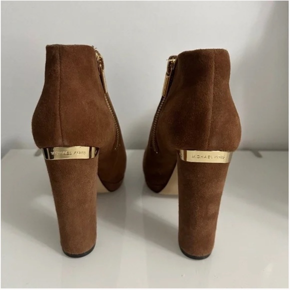 Like-New- Michael Kors Brown Gold Suede Side Zip Heel Ankle Boots (6) - Picture 6 of 12